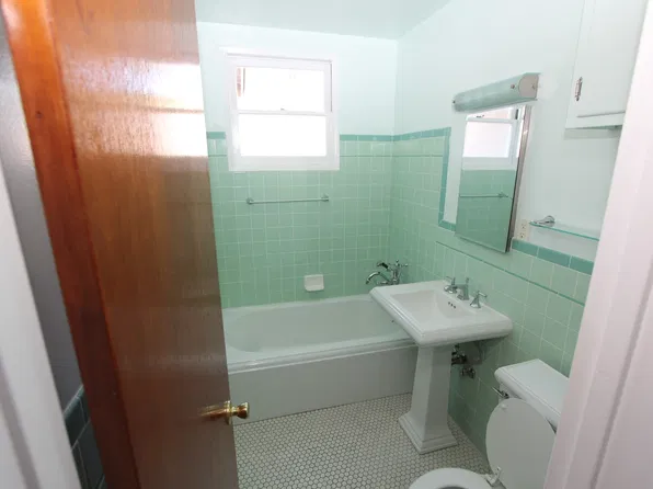 117 W Blaine St, Riverside, CA 92507