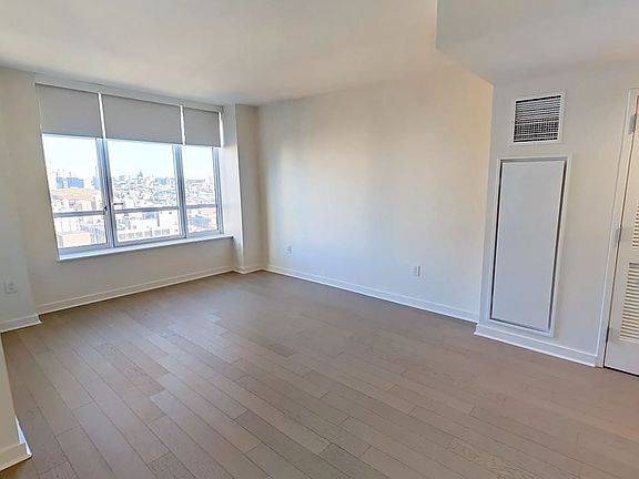 3rd image of 45 Hoyt St #22A