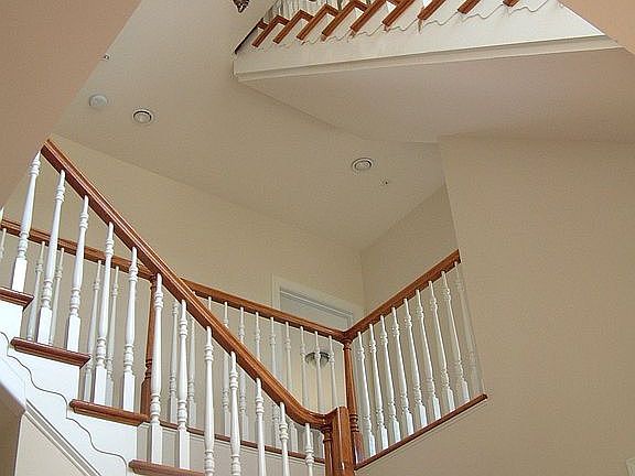 Foyer Entry Staircase 