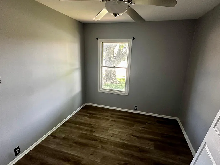 710 Newland Ave — Photo 17