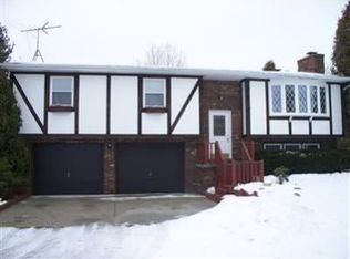 9424 Daniels Rd, Seville, OH 44273