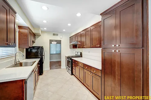 522 Leda Ln Photo 1
