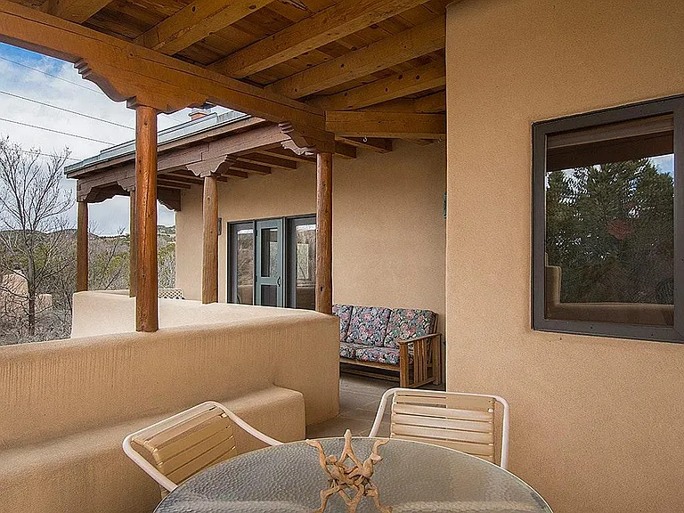 1297 Lejano Ln — Photo 22