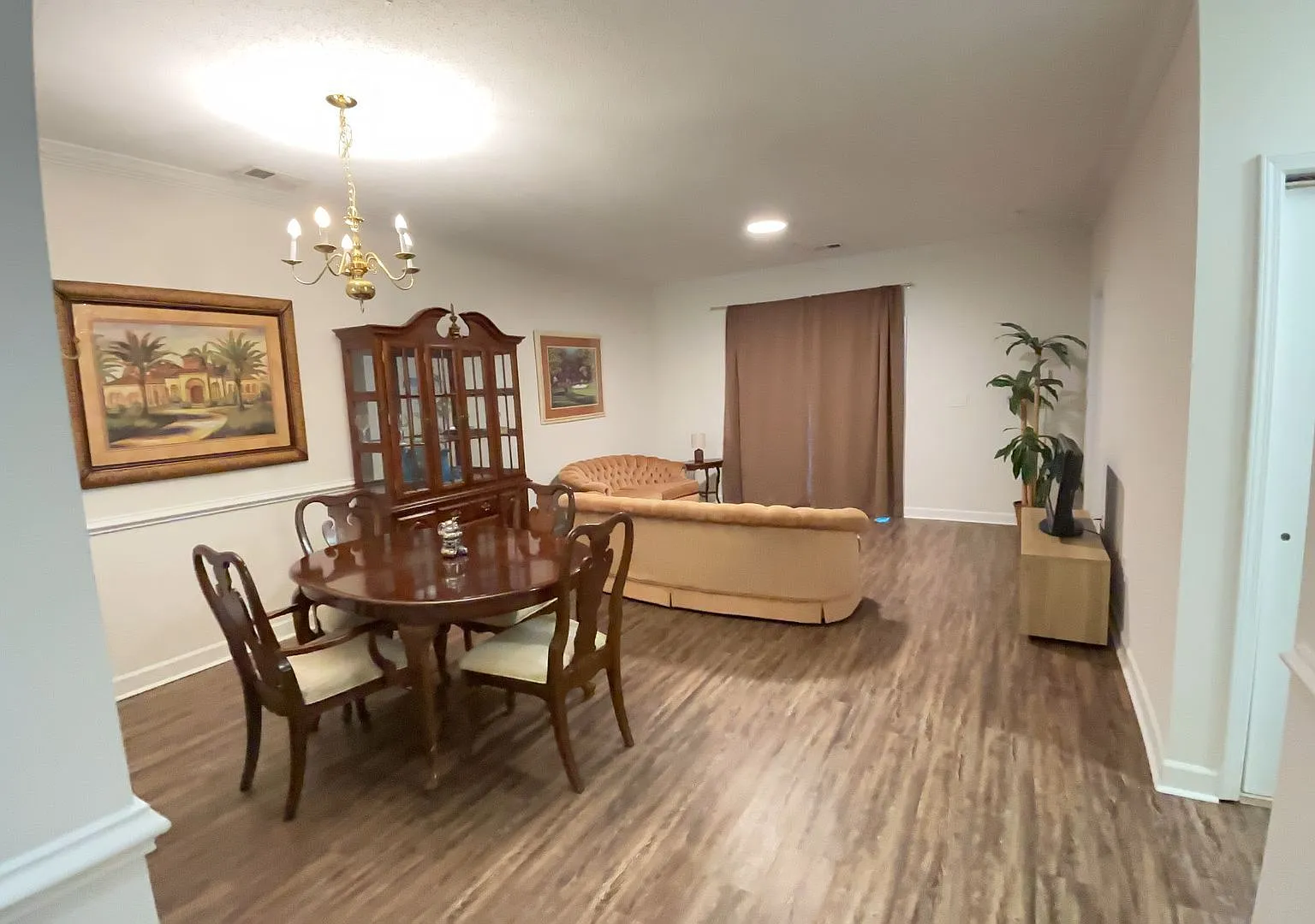 Special! First Floor Fully Furnished Condo - 1/2 Off Rent 2nd Month *Recently Reduced* — Photo 2