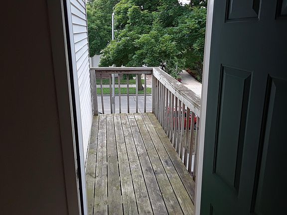 3rd image of 1604 N Humboldt Ave