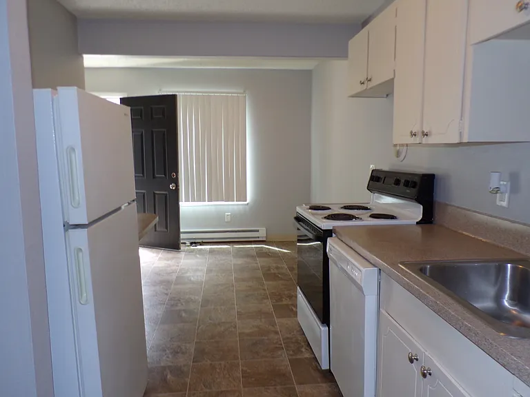 5102 SW 45th Ave — Photo 35