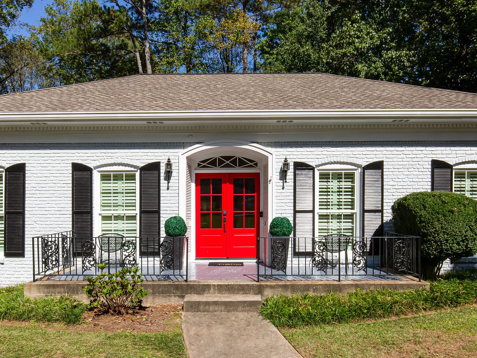 4 bed, 2.5 bath, 2613 sqft, $13,000 — Photo 3