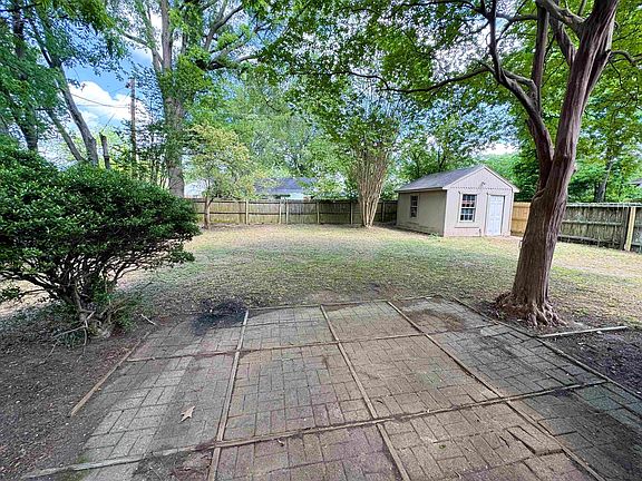 4th image of 2994 Egan Dr