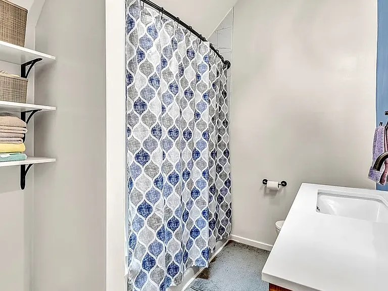 973 W Exchange St #1 — Photo 2