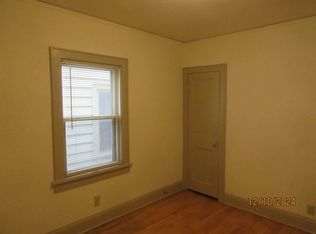 3473 N Bremen St, Milwaukee, WI 53212