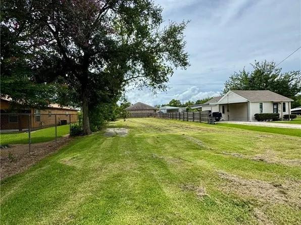 3210 Reidway St, Lake Charles, LA 70601