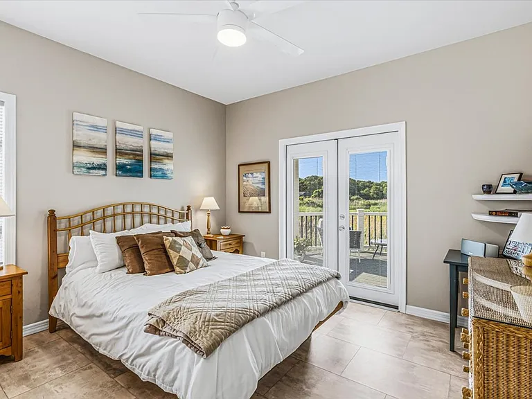 Bay Meadow Ln — Photo 16