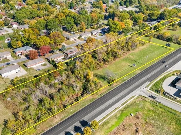 14700 E Us Highway 40, Independence, MO 64055