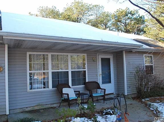 2nd image of 760 Hamilton Ave