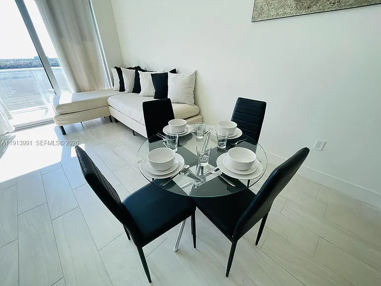 2000 Metropica Way #605 — Photo 17