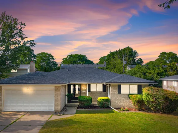 29540 Sharon Ln, Southfield, MI 48076