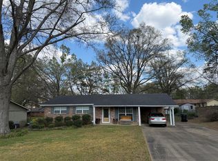 810 Michelle Dr, Winona, MS 38967