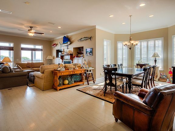 Dining/Living