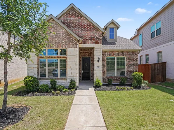 726 Village Green Dr, Argyle, TX 76226