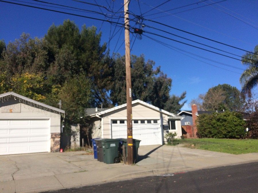 2nd image of 3520 Cranbrook Way