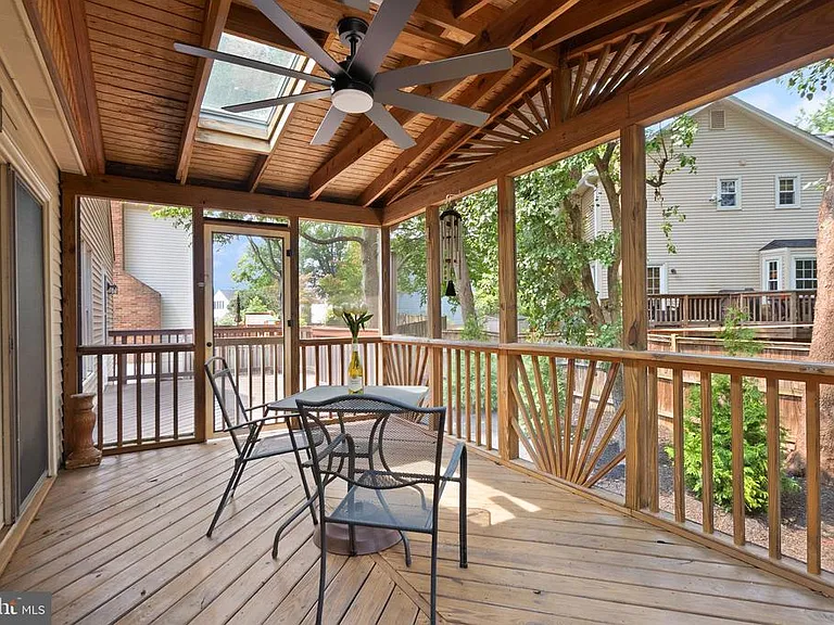 13647 S Springs Dr — Photo 41