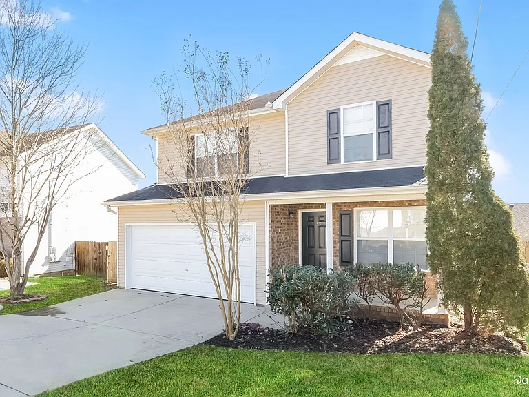 1133 Geneil Ln — Photo 2