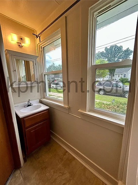 508 11th Avenue Southwest - 1 — Photo 2