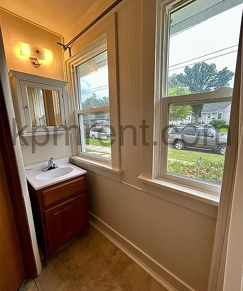 508 11th Ave SW — Photo 3