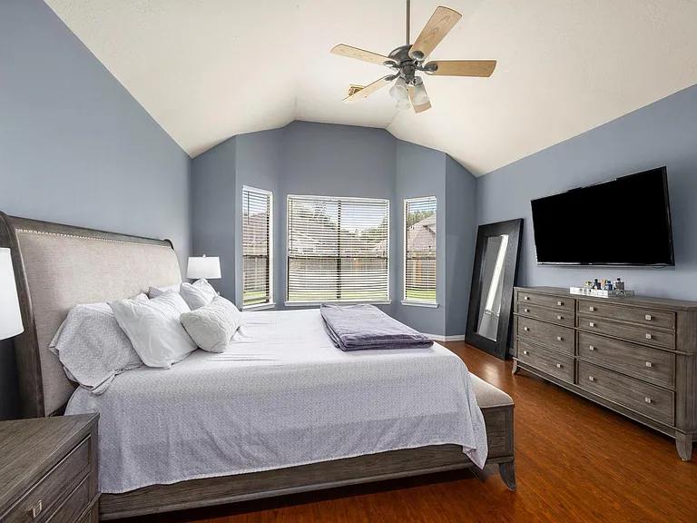 16315 Scotch Hollow Ln — Photo 20