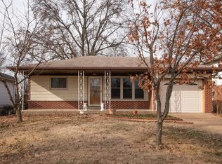 8385 Lonkar Dr, Saint Louis, MO