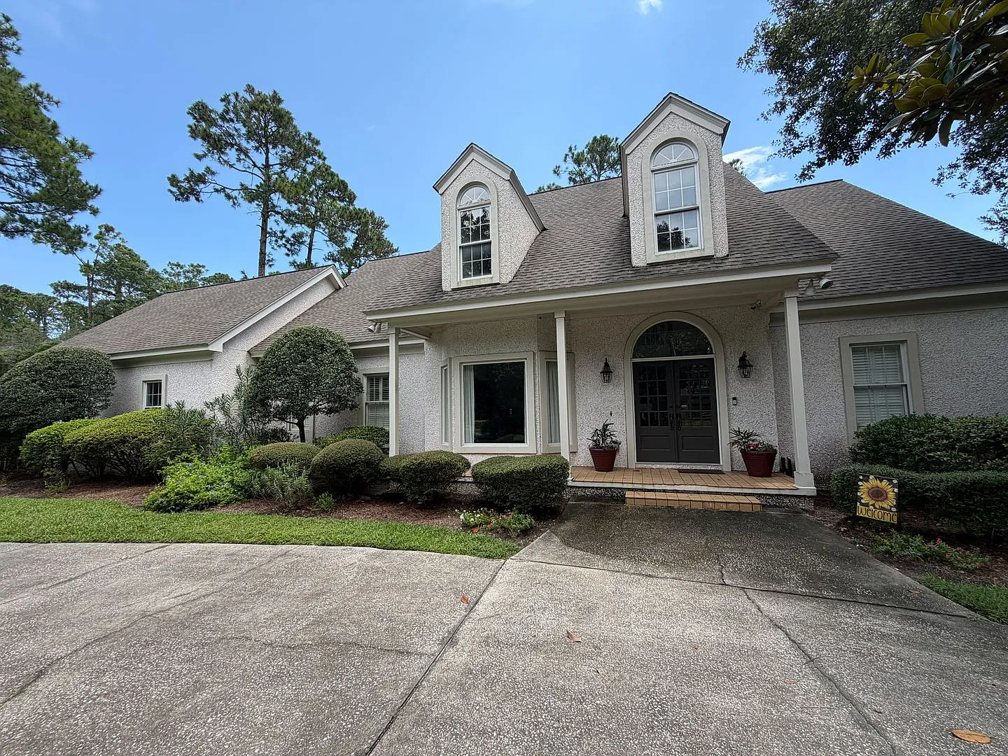 105 Augusta St. Simons Island, GA 31522 — Photo 2