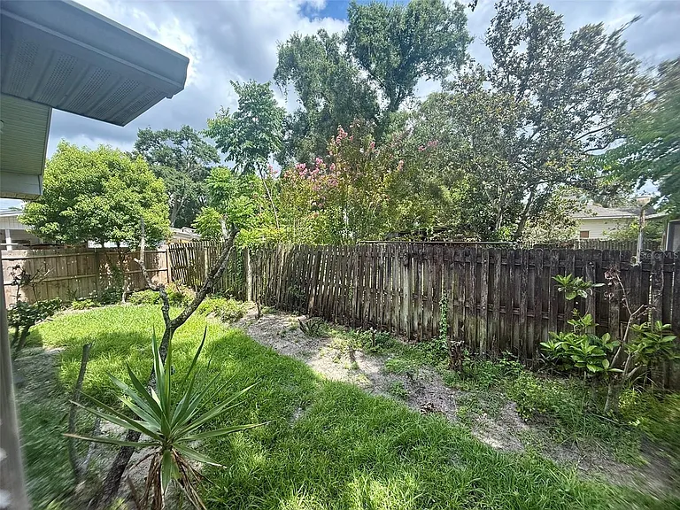 702 Avenue H NE #702 — Photo 18