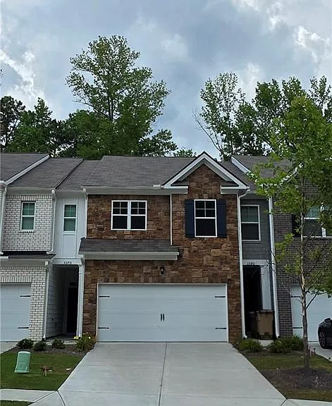 3370 Greyton Dr — Photo 1