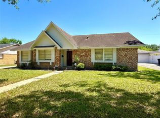 7711 Lacy Hill Dr, Houston, TX 77036