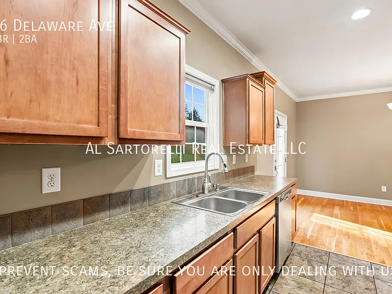 36 Delaware Ave — Photo 13