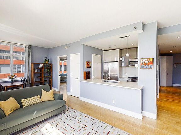 3rd image of 2-26 50th Ave #10A