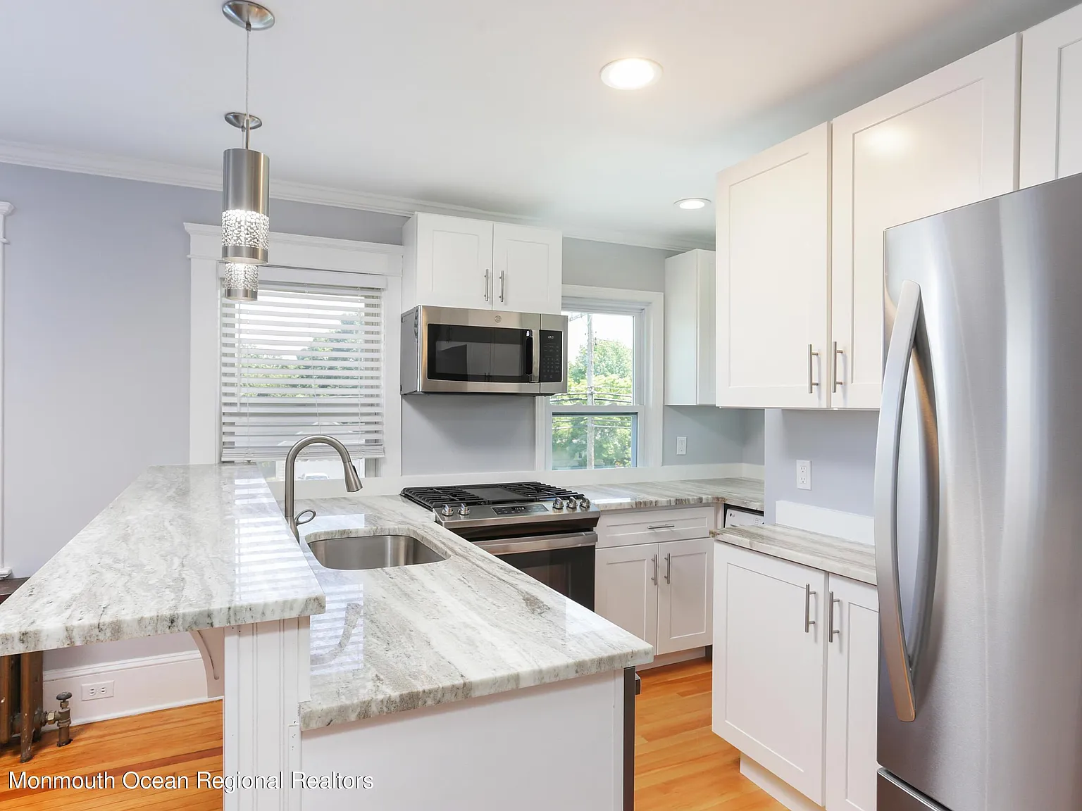 2 bed, $2,850 — Photo 3