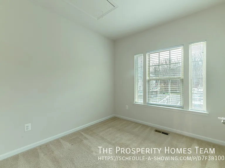2744 Fredericksburg Rd — Photo 37