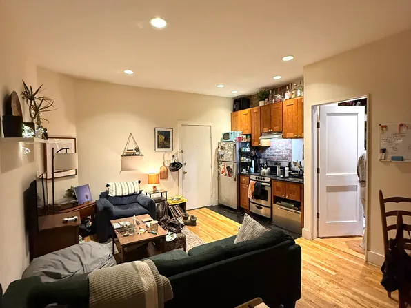 400 Marlborough St, Boston, MA