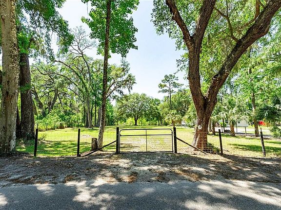 3rd image of 3265 Neff Lake Rd