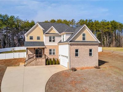 7507 Bentridge Forest Dr, Kernersville, NC, 27284