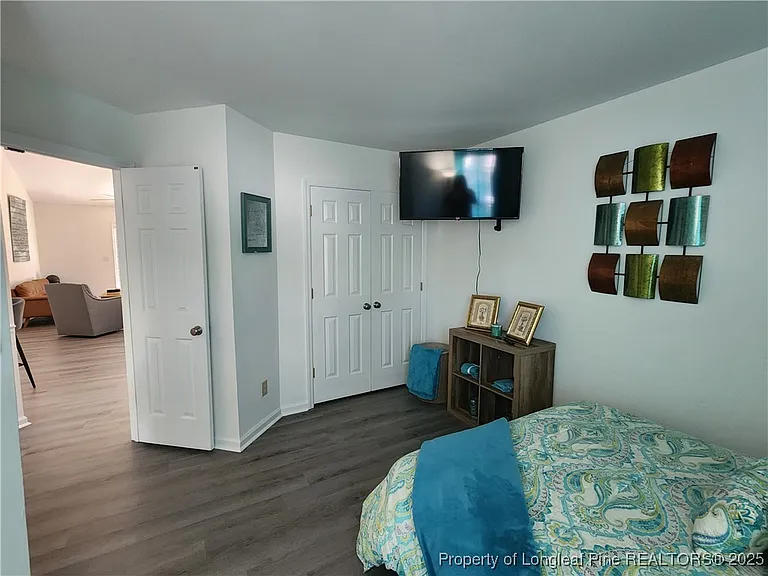 426 Georgetown Cir — Photo 17