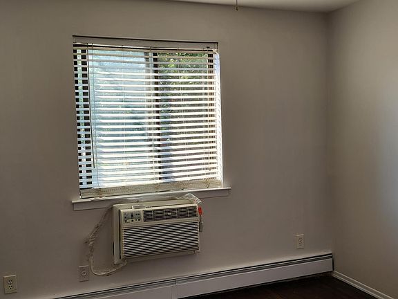 4th image of 69-66 79th St #3