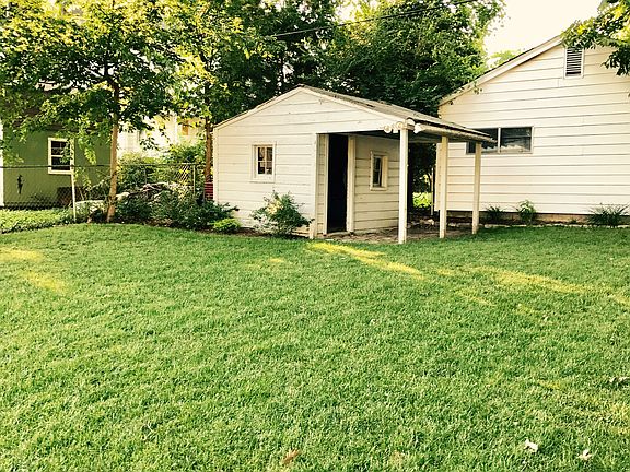5th image of 7651 Flora Ave