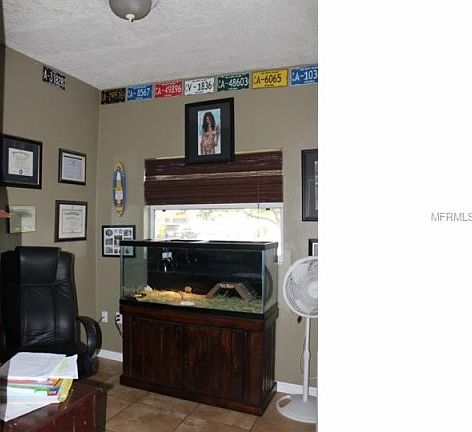 5th image of 136 W Lauren Ct