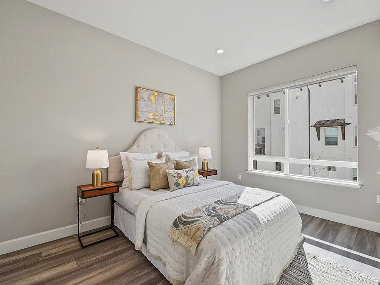 3027 Manuel St #4 — Photo 21