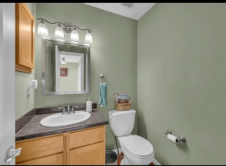 1702 E 97th St #1702 — Photo 3