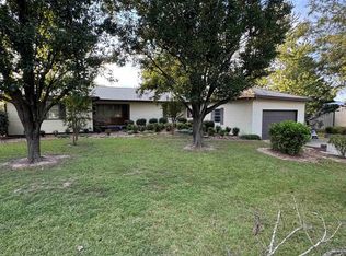 303 Auburn St, Centre, AL 35960