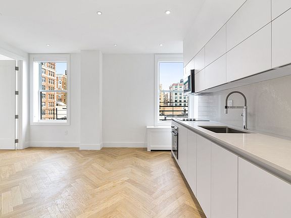 3rd image of 838 W End Ave APT 8B2