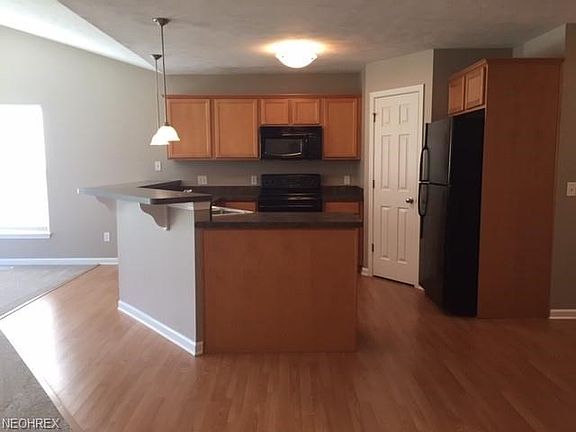 5th image of 332 Nautical Way